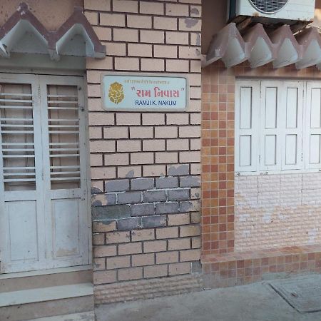 Ram Nivas Home Stay Dwarka Exteriör bild
