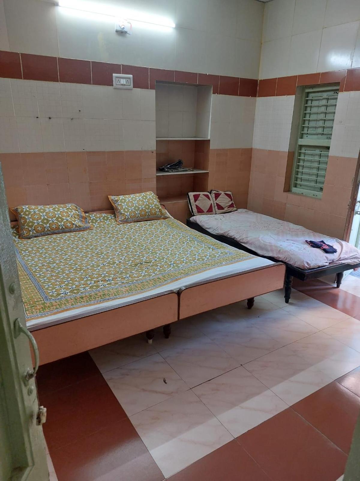 Ram Nivas Home Stay Dwarka Exteriör bild
